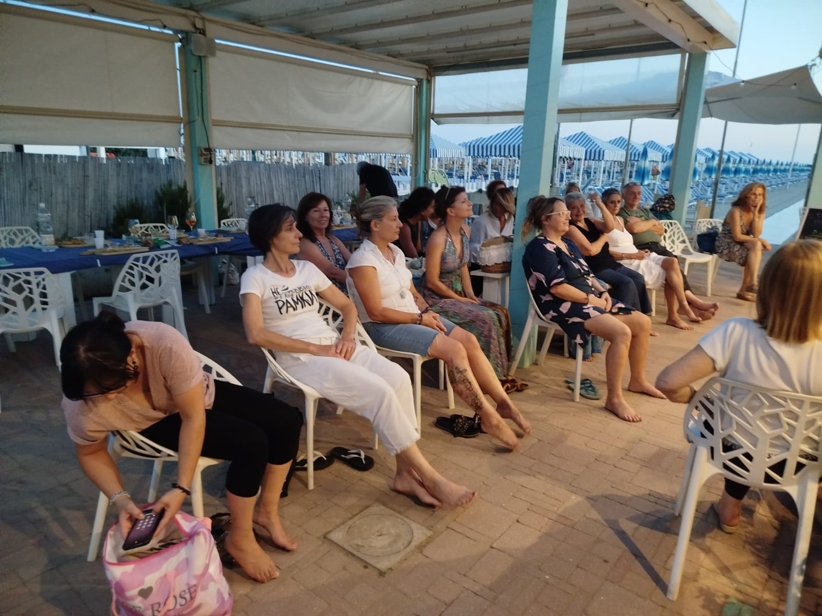 Incontro in terrazza sul mare